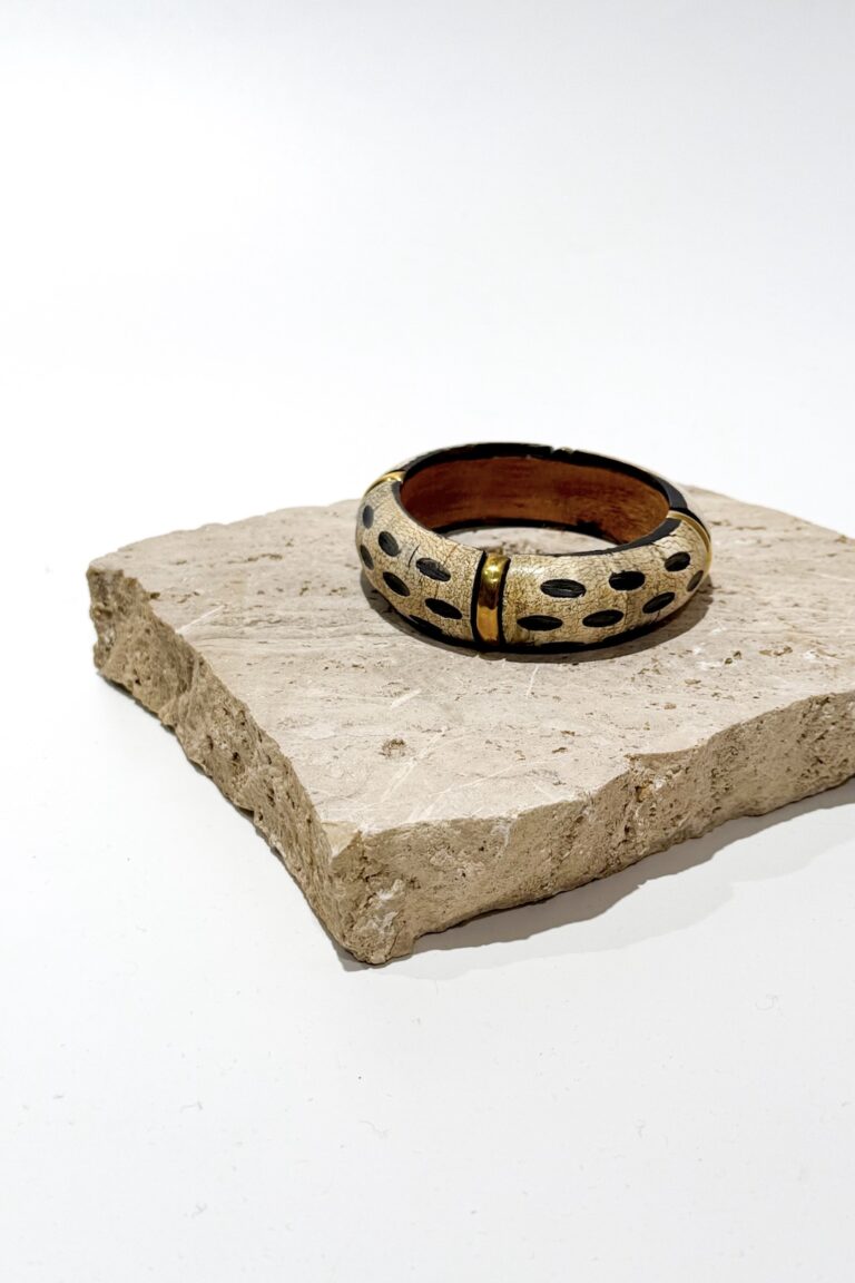 Brazalete Hueso Estampado Leopardo y Dorado