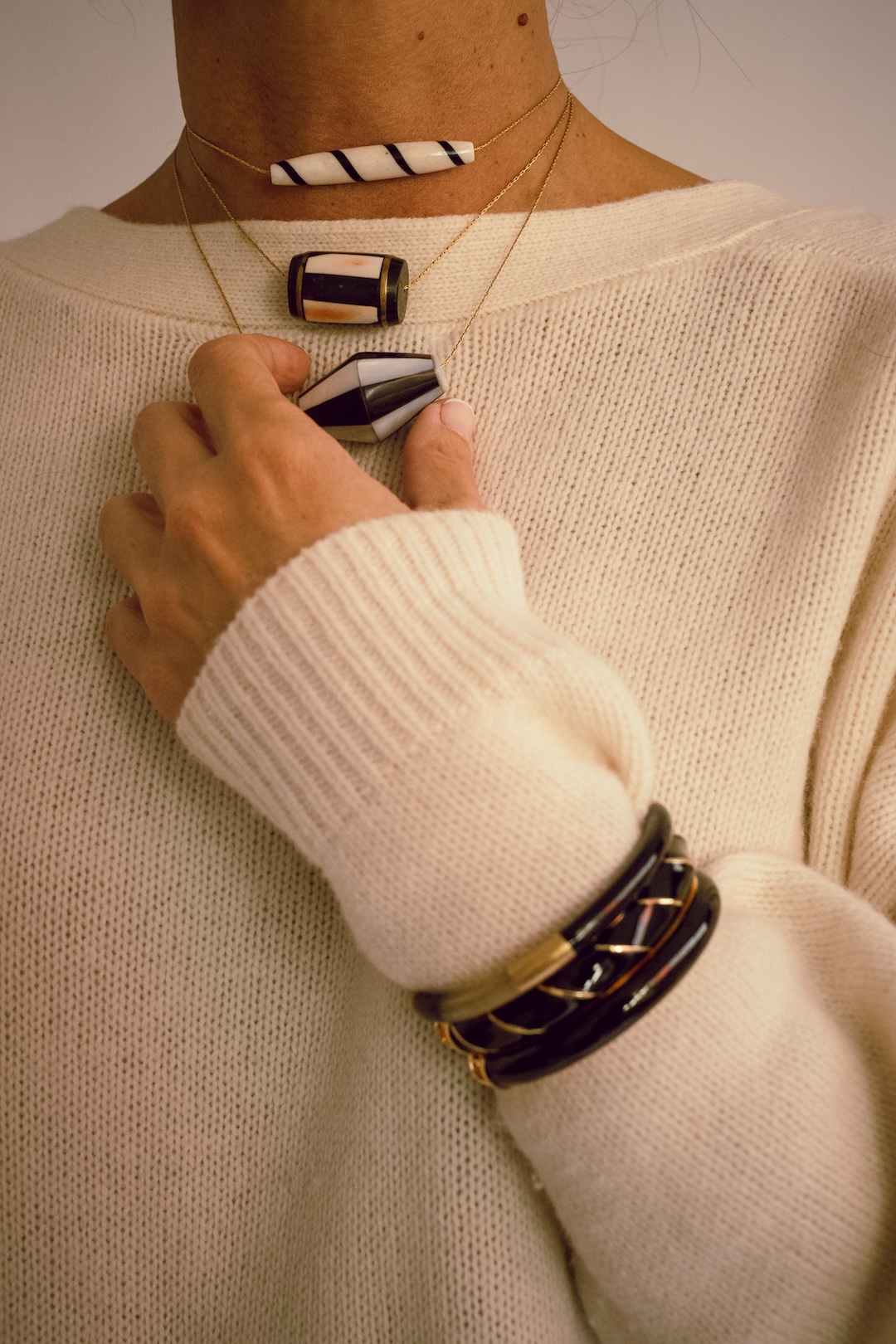 Conjunto pulseras negras