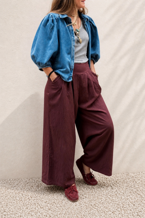 Burgundy trousers for women