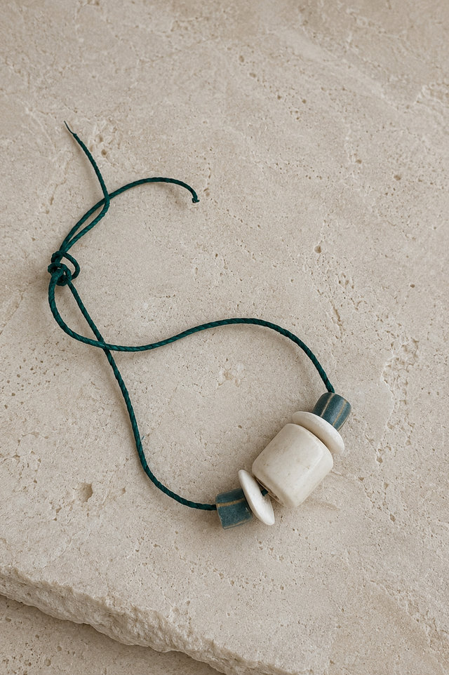 Collar BARRIL TURQUESA Y HUESO
