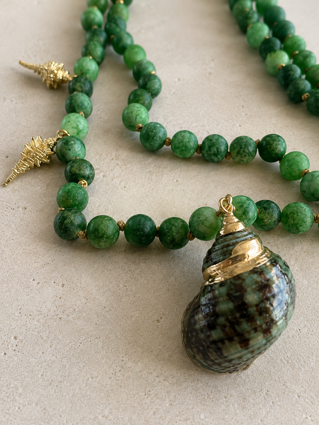 Collar Piedra Green Concha - Imagen 2