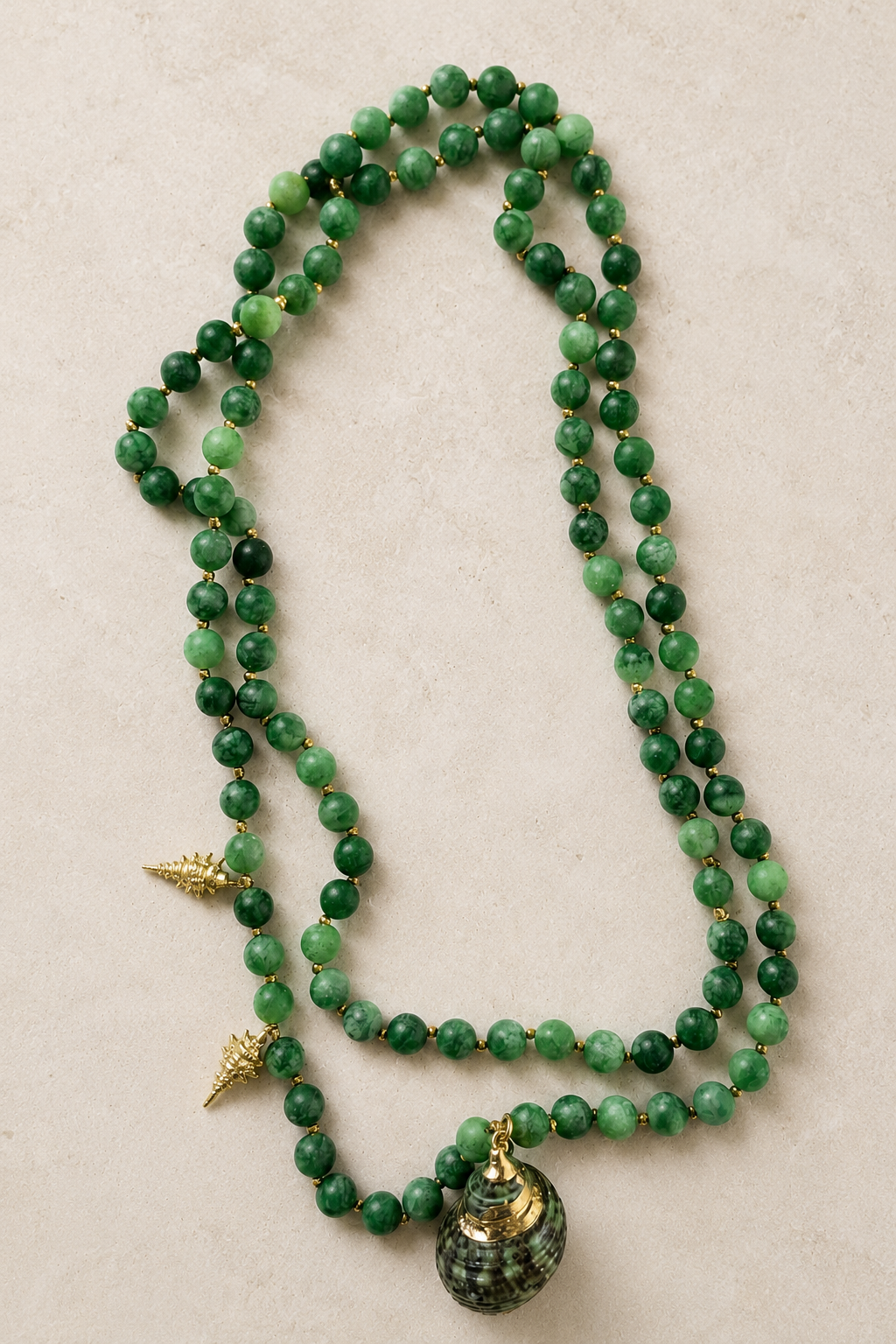 Collar Piedra Green Concha
