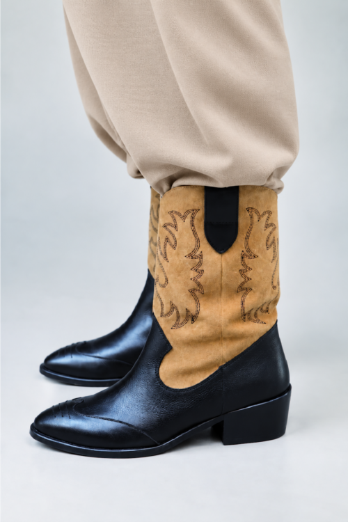 SIENNA BOOTS BLACK&SAND
