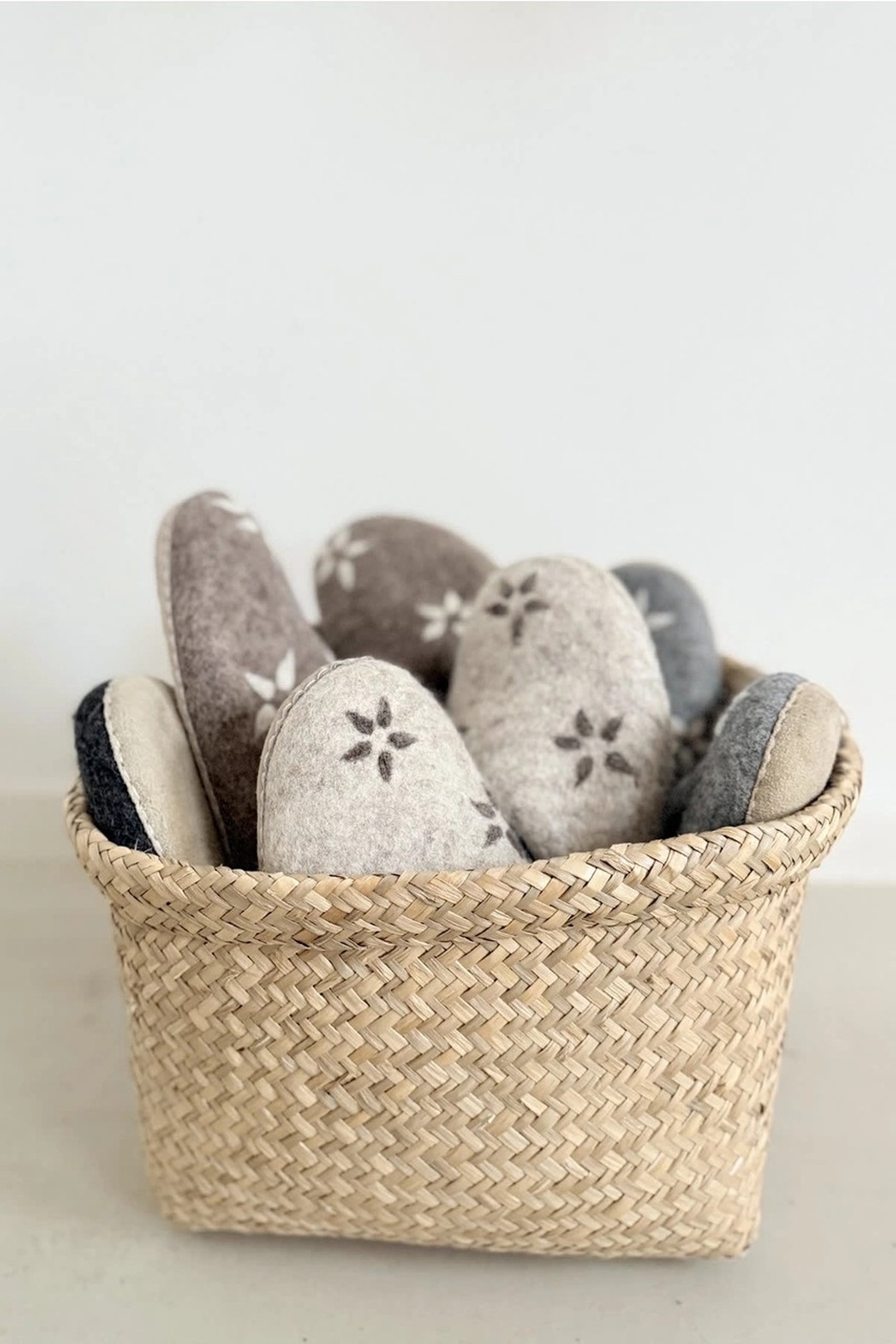 ZAPATILLA WOOL FLOWER GRIS MARENGO - Imagen 3