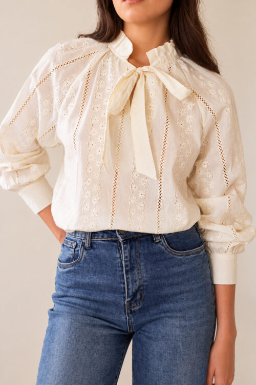 BLUSA FOLK EMBROIDERY